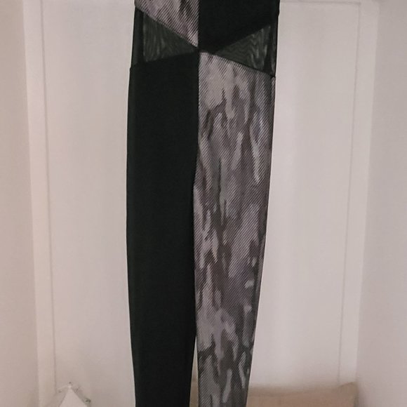 Hologram shattered glass polyester spandex unitard - Picture 3 of 3